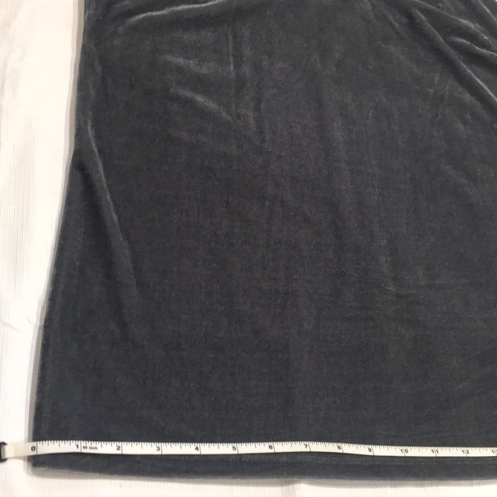 ❤️Velvet cami BANANA REPUBLIC tank V neck NWT - Picture 4 of 14